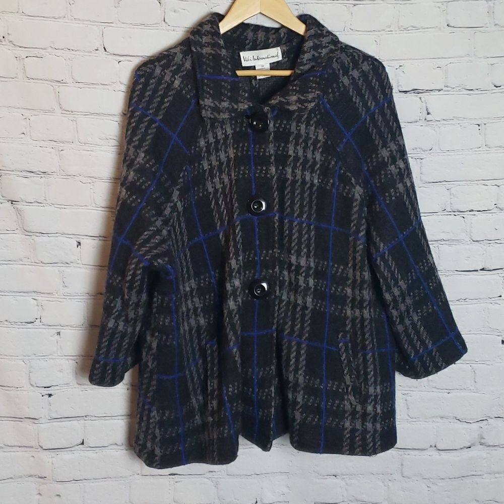 Chic Black And Blue Plaid Cape